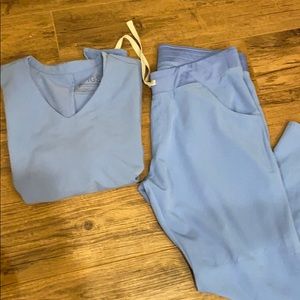 Fig scrub  ceil blue set